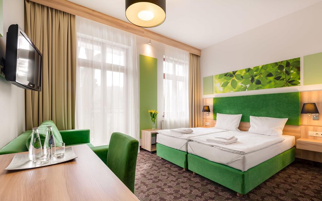 Cottonina Hotel & Mineral Spa Resort Swieradow-Zdroj Luaran gambar