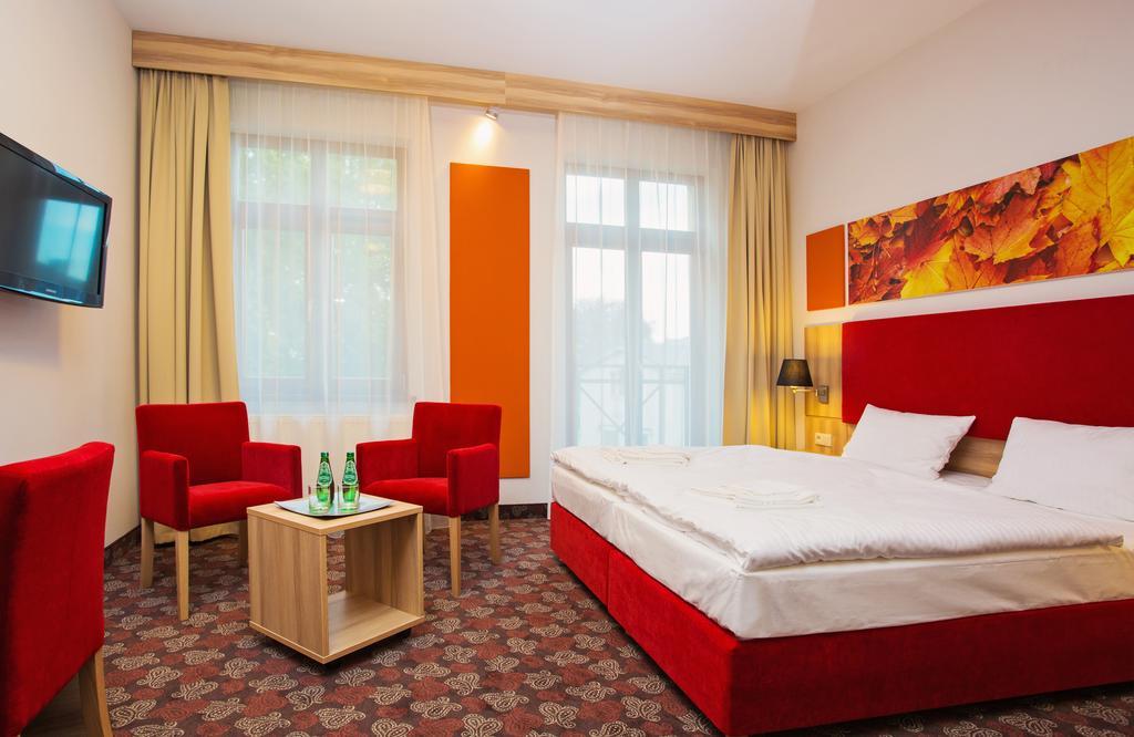 Cottonina Hotel & Mineral Spa Resort Swieradow-Zdroj Luaran gambar